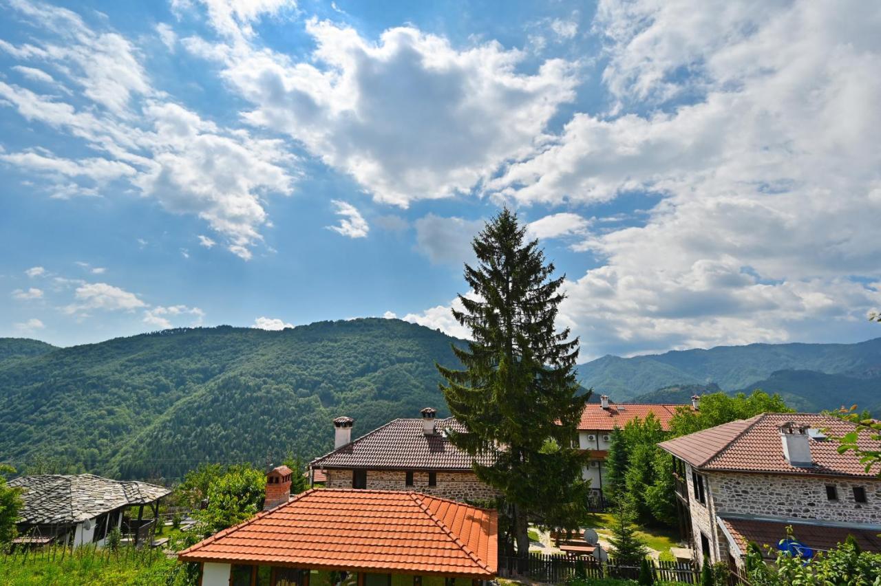 Отель Rhodopes Legends Vrata Экстерьер фото