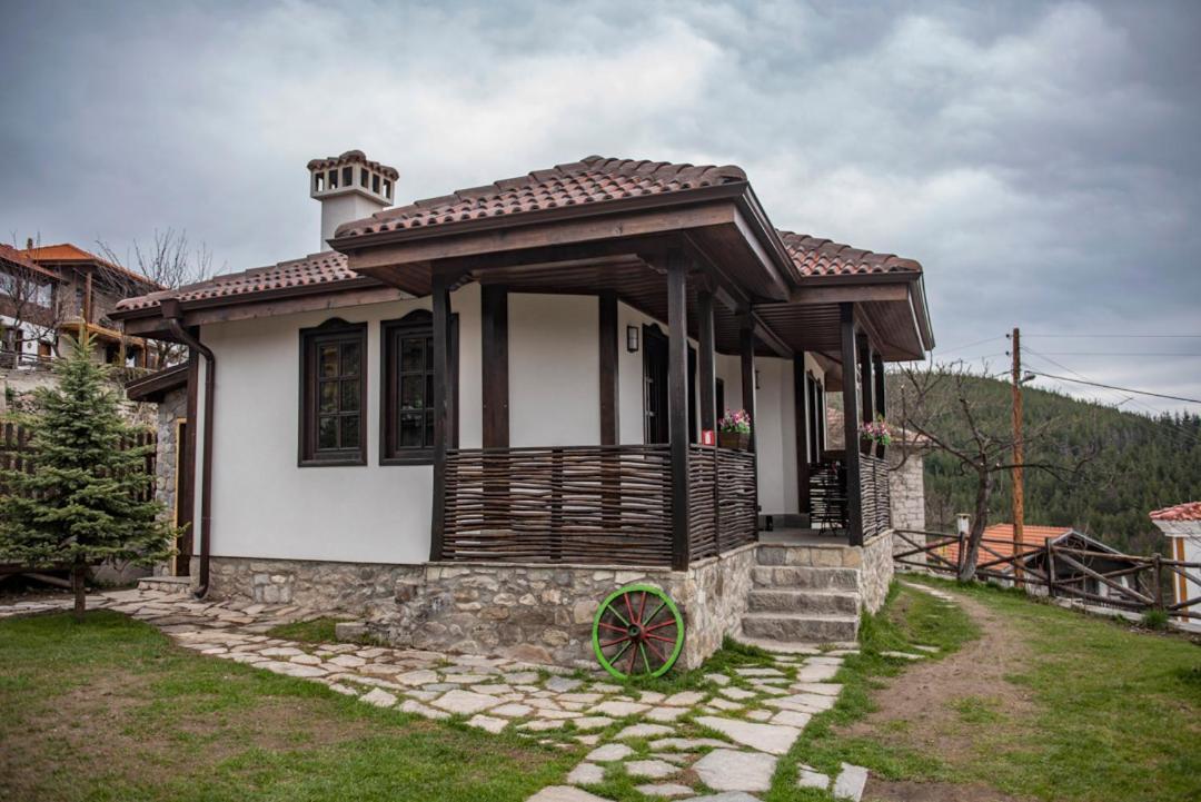 Отель Rhodopes Legends Vrata Экстерьер фото