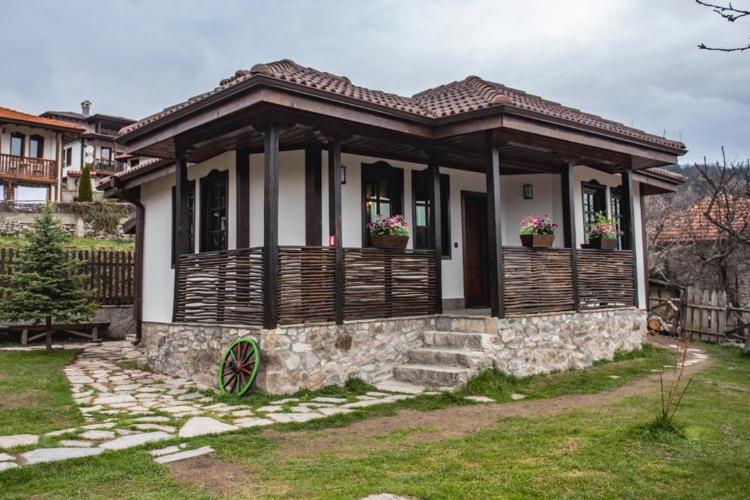 Отель Rhodopes Legends Vrata Экстерьер фото